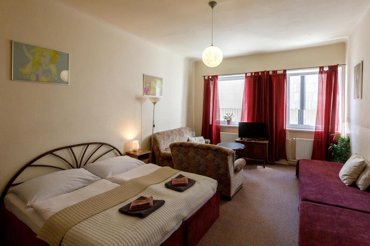 Hotel Atlas Τσέσκε Μπουντεγιόβιτσε Εξωτερικό φωτογραφία
