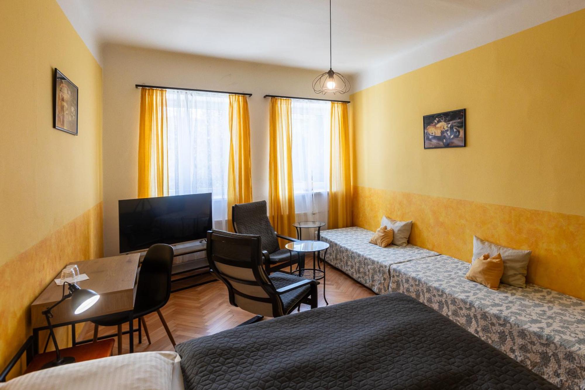 Hotel Atlas Τσέσκε Μπουντεγιόβιτσε Εξωτερικό φωτογραφία