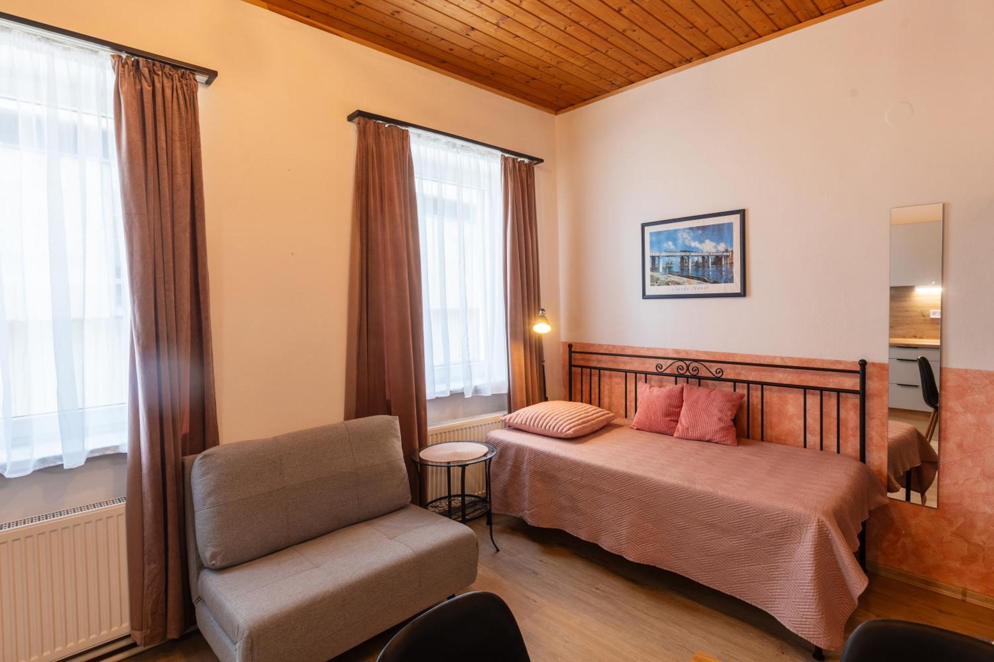Hotel Atlas Τσέσκε Μπουντεγιόβιτσε Εξωτερικό φωτογραφία