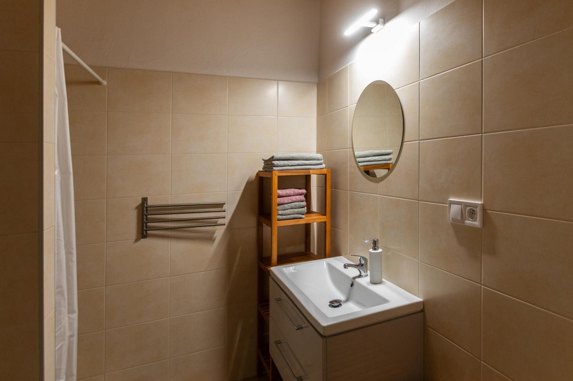 Hotel Atlas Τσέσκε Μπουντεγιόβιτσε Εξωτερικό φωτογραφία