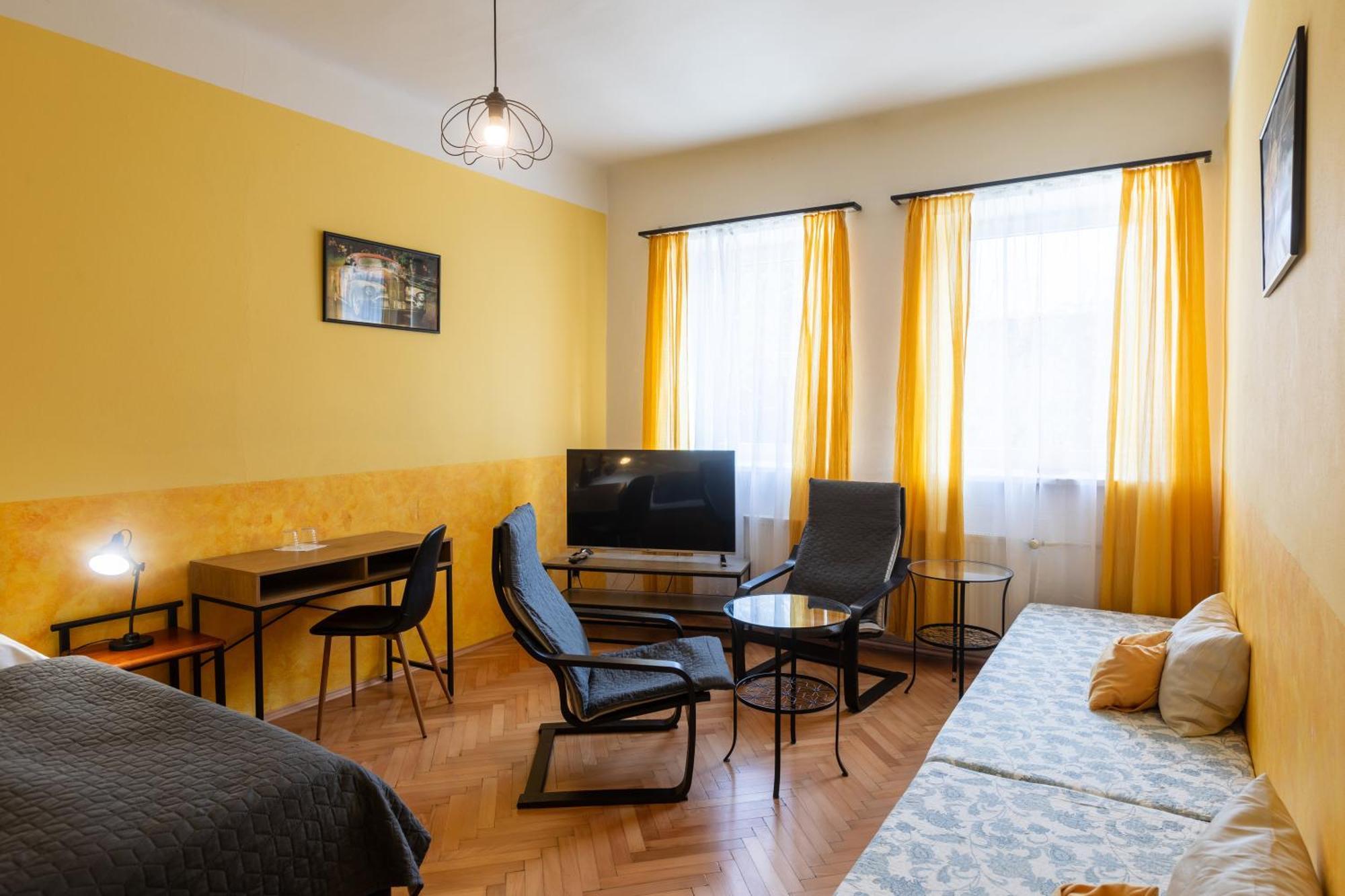 Hotel Atlas Τσέσκε Μπουντεγιόβιτσε Εξωτερικό φωτογραφία