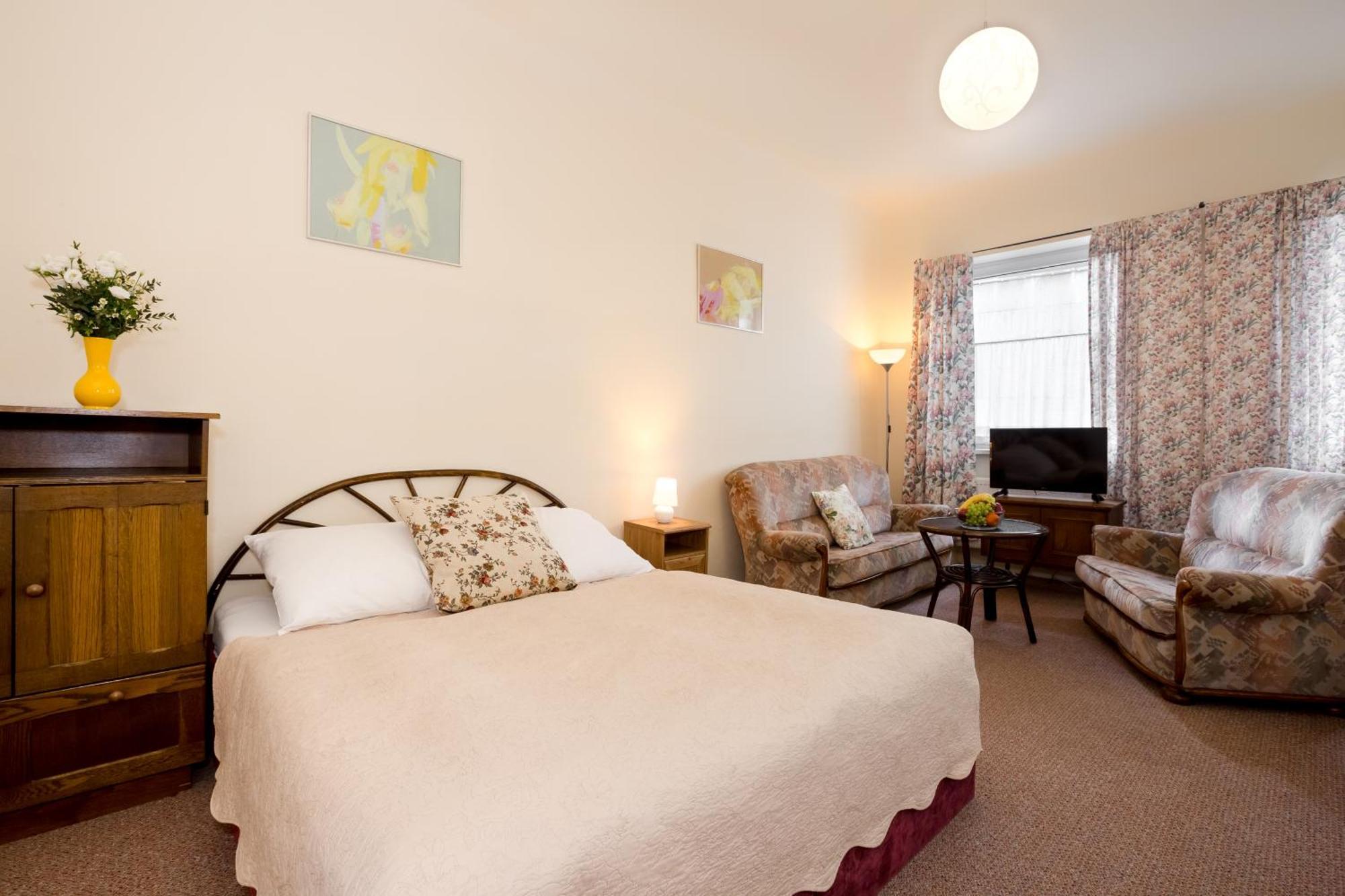 Hotel Atlas Τσέσκε Μπουντεγιόβιτσε Δωμάτιο φωτογραφία