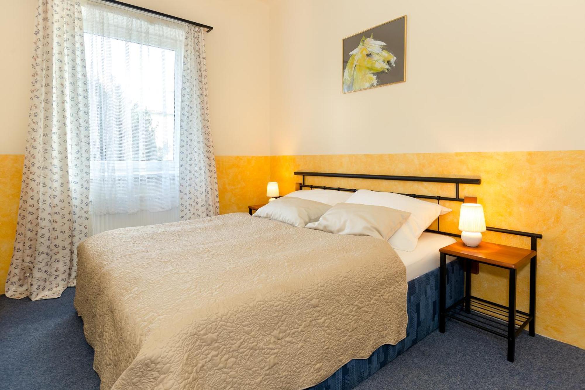 Hotel Atlas Τσέσκε Μπουντεγιόβιτσε Δωμάτιο φωτογραφία